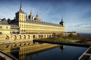 Guitarra barroca y viola de gamba junto al Monasterio del Escorial