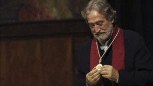 Jordi Savall acepta el I premio de honor de la asociación GEMA