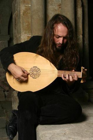 Efrén López: “La música medieval es mi pasión”