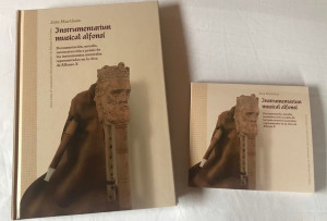 Jota Martínez presenta un nuevo libro sobre la reconstrucción de los instrumentos musicales de la época de Alfonso X el Sabio