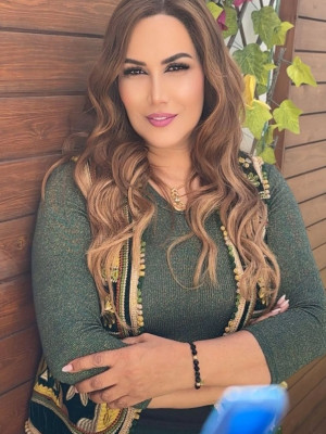 Entrevista a Samira Kadiri, cantante: «mi voz intenta cruzar las culturas del Mediterráneo»