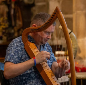 Curso Online de Arpa Medieval impartido por Manuel Vilas