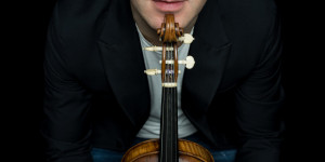 Entrevista a Johannes Pramsohler, violinista barroco y director: “me gusta hacer programas un poco educativos que enseñen cosas nuevas”